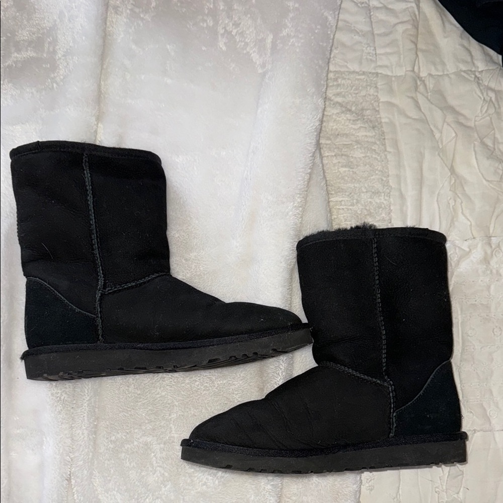 Ugg Classic Short
